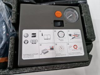 bontott VW GOLF VII Szerszámkészlet