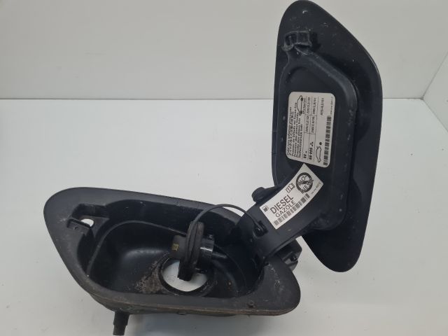 bontott VW GOLF VII Tankajtó