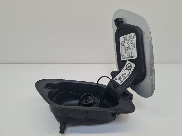 bontott VW GOLF VII Tankajtó