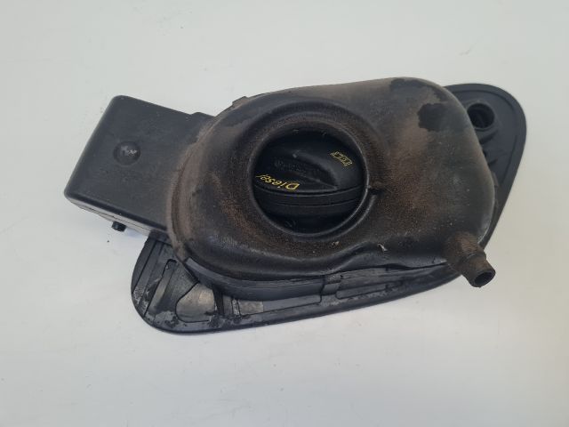 bontott VW GOLF VII Tankajtó