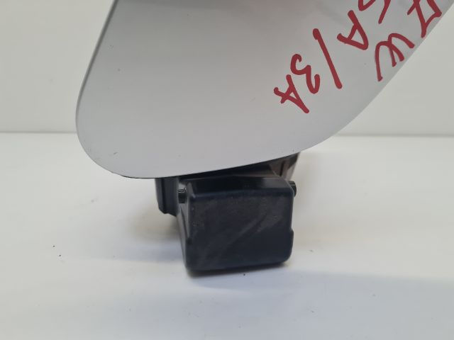 bontott VW GOLF VII Tankajtó