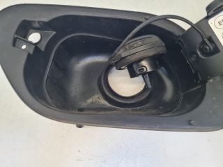 bontott VW GOLF VII Tankajtó