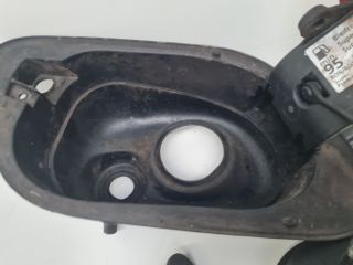 bontott VW GOLF VII Tankajtó