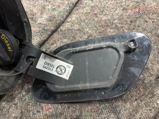 bontott VW GOLF VII Tankajtó