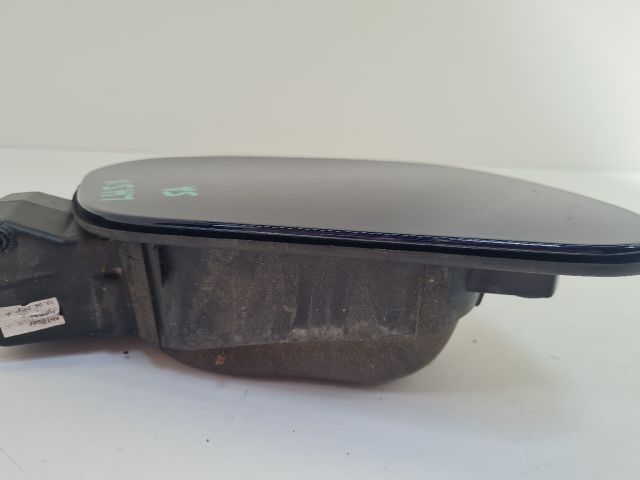 bontott VW GOLF VII Tankajtó