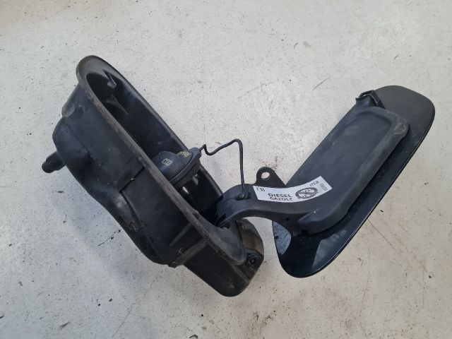 bontott VW GOLF VII Tankajtó