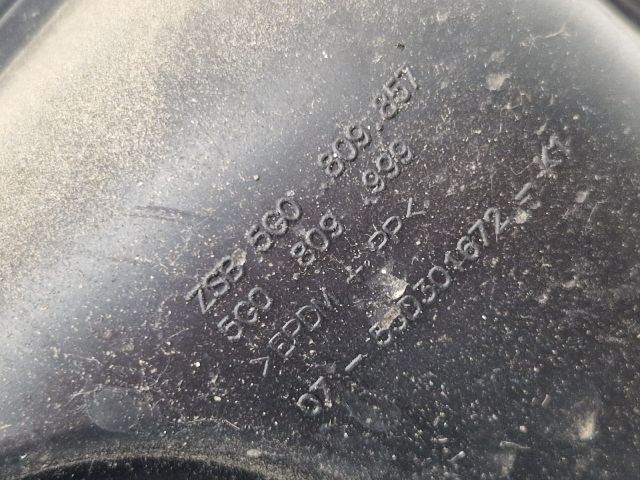 bontott VW GOLF VII Tankajtó