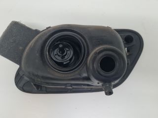 bontott VW GOLF VII Tankajtó