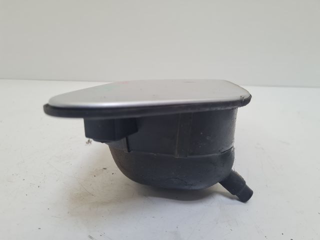 bontott VW GOLF VII Tankajtó