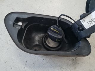 bontott VW GOLF VII Tankajtó