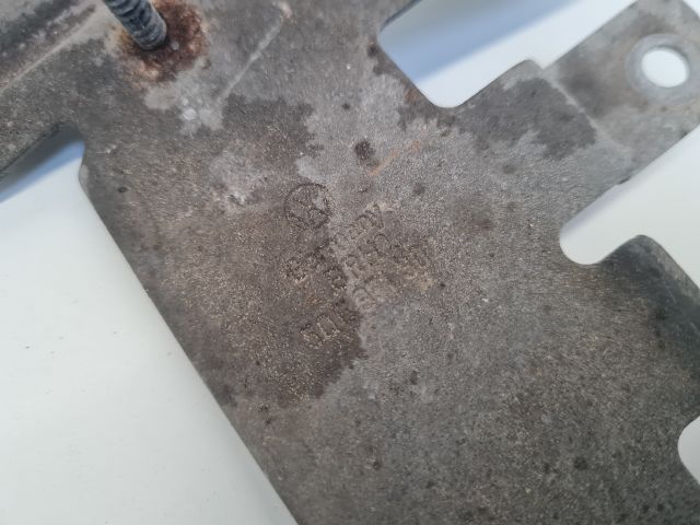 bontott VW GOLF VII Tartó Bak