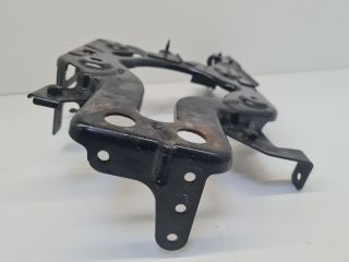 bontott VW GOLF VII Tartó Bak