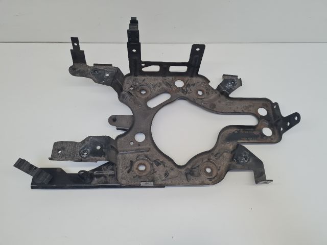 bontott VW GOLF VII Tartó Bak