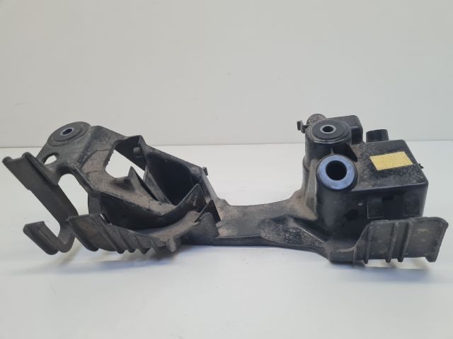 bontott VW GOLF VII Tartó Bak