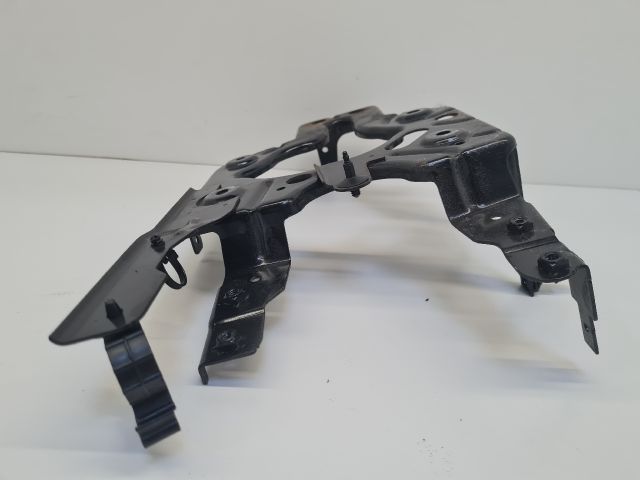 bontott VW GOLF VII Tartó Bak