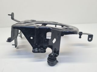 bontott VW GOLF VII Tartó Bak