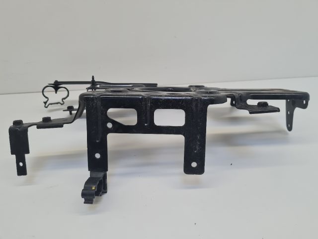 bontott VW GOLF VII Tartó Bak