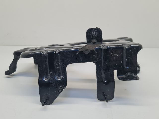 bontott VW GOLF VII Tartó Bak