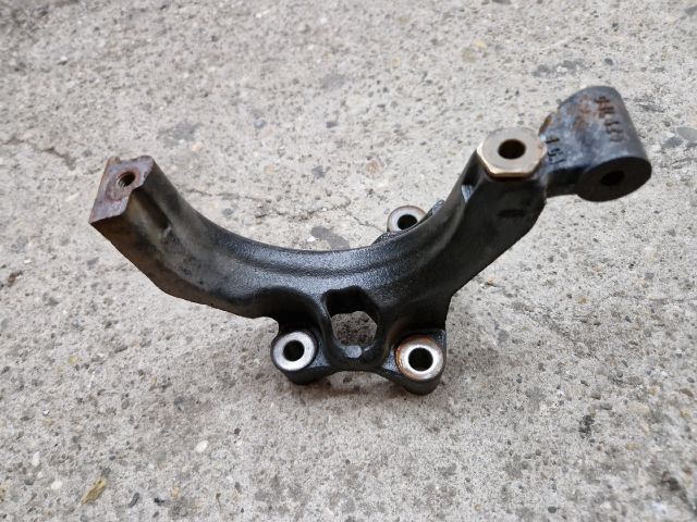 bontott VW GOLF VII Tartó Bak