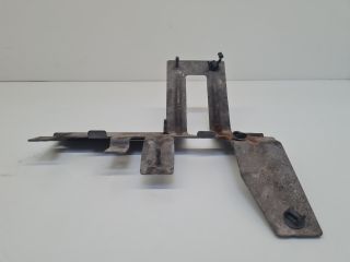 bontott VW GOLF VII Tartó Bak