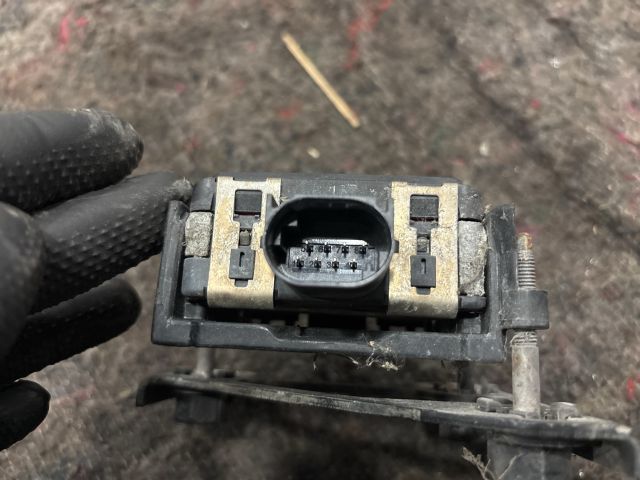 bontott VW GOLF VII Távolságtartó Szenzor