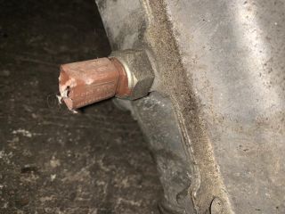 bontott VW GOLF VII Tolatólámpa Kapcsoló