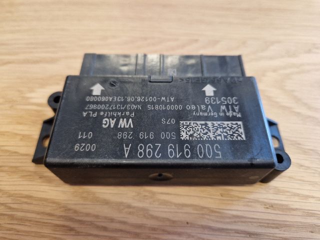 bontott VW GOLF VII Tolatóradar Elektronika