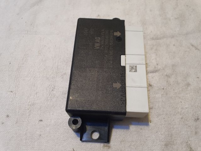 bontott VW GOLF VII Tolatóradar Elektronika