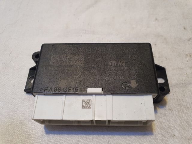 bontott VW GOLF VII Tolatóradar Elektronika