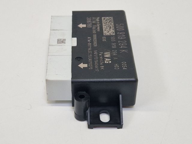 bontott VW GOLF VII Tolatóradar Elektronika