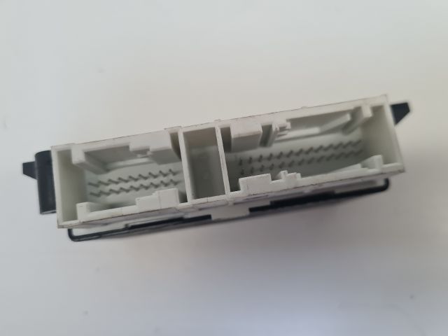 bontott VW GOLF VII Tolatóradar Elektronika