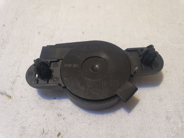 bontott VW GOLF VII Tolatóradar Hangszóró