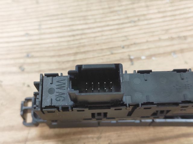 bontott VW GOLF VII Tolatóradar Kapcsoló