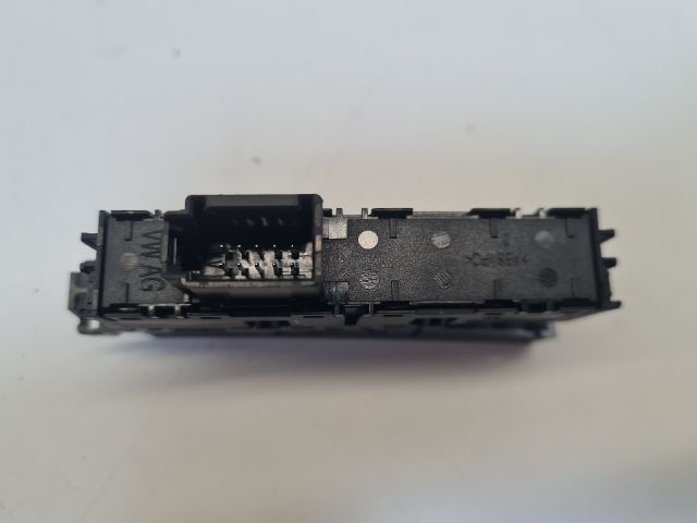 bontott VW GOLF VII Tolatóradar Kapcsoló