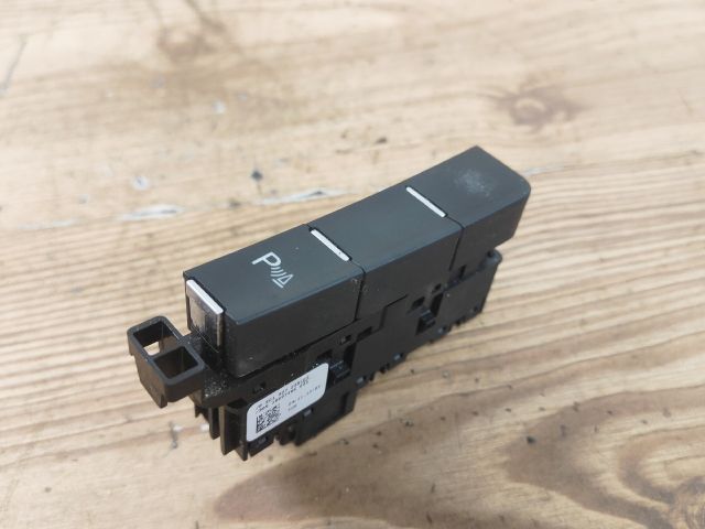 bontott VW GOLF VII Tolatóradar Kapcsoló