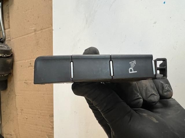 bontott VW GOLF VII Tolatóradar Kapcsoló