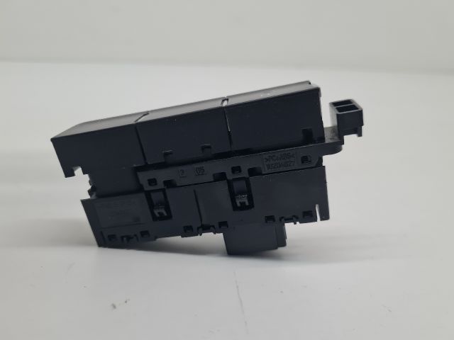 bontott VW GOLF VII Tolatóradar Kapcsoló