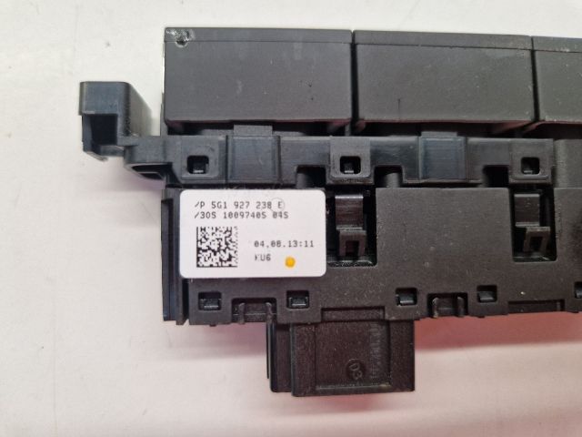 bontott VW GOLF VII Tolatóradar Kapcsoló