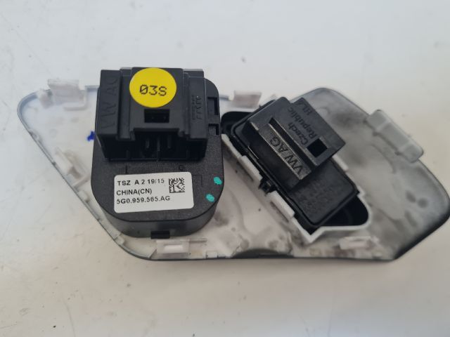 bontott VW GOLF VII Tükör Kapcsoló