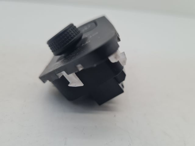 bontott VW GOLF VII Tükör Kapcsoló