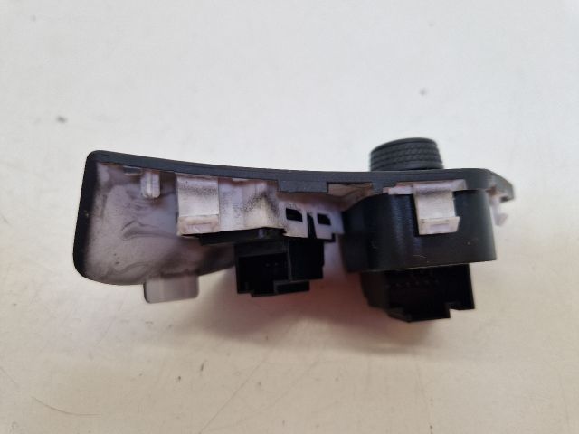 bontott VW GOLF VII Tükör Kapcsoló