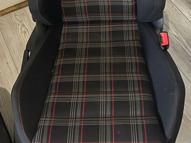 bontott VW GOLF VII Ülés Szett