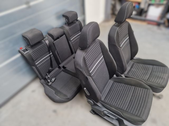 bontott VW GOLF VII Ülés Szett