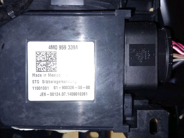 bontott VW GOLF VII Ülés Szett