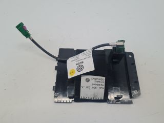bontott VW GOLF VII USB Aljzat