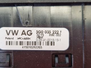 bontott VW GOLF VII USB Aljzat