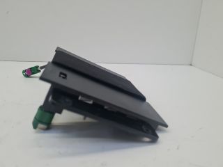 bontott VW GOLF VII USB Aljzat