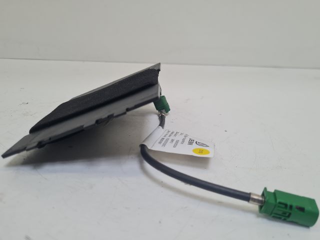 bontott VW GOLF VII USB Aljzat