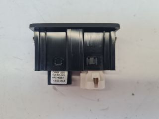 bontott VW GOLF VII USB Aljzat