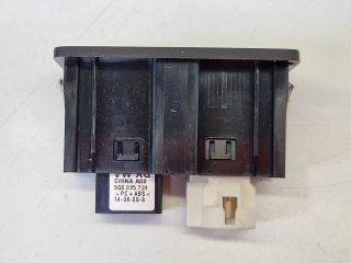 bontott VW GOLF VII USB Aljzat